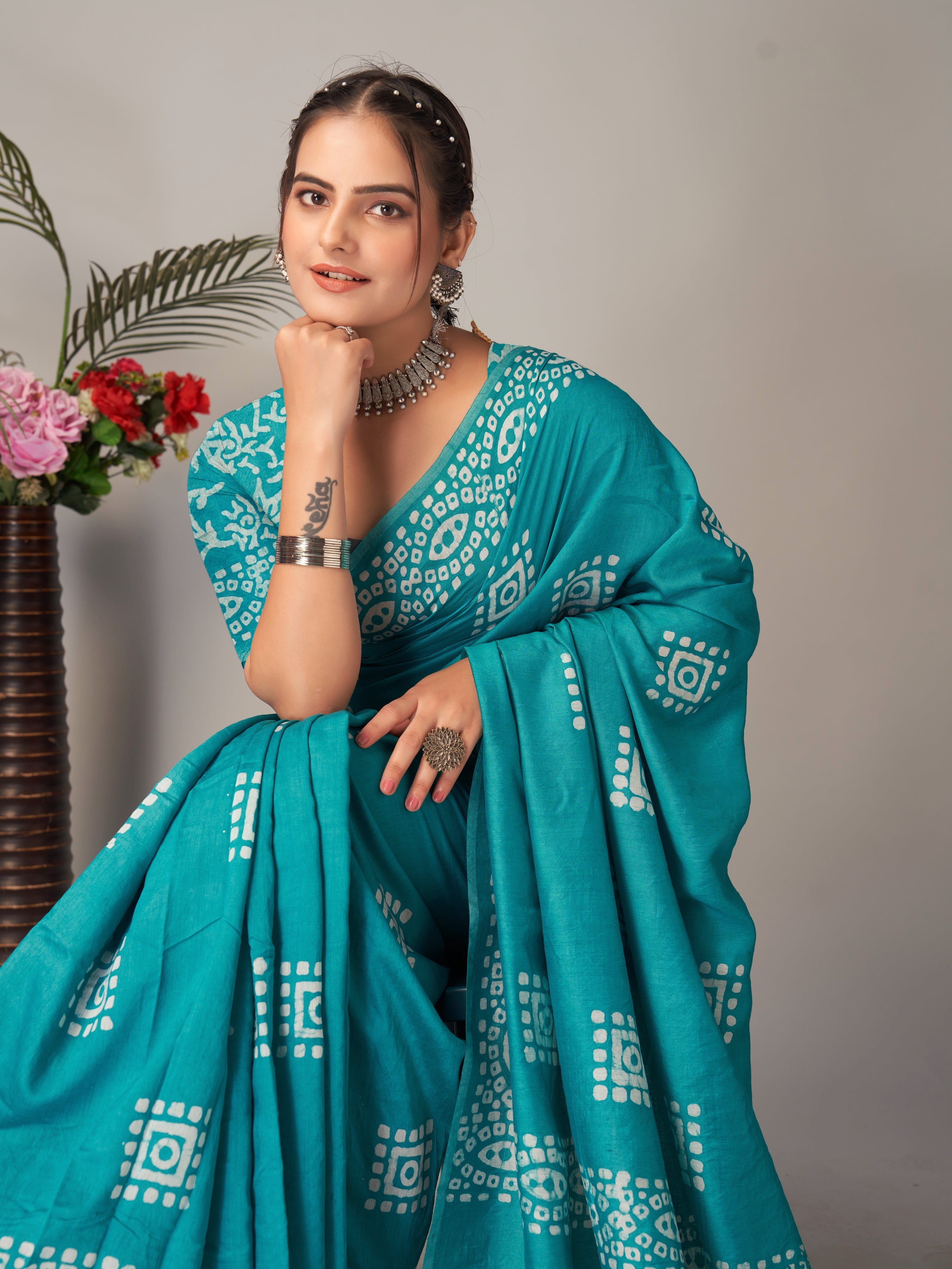 Womens Pure Mul Cotton Batik Print Rama Saree
