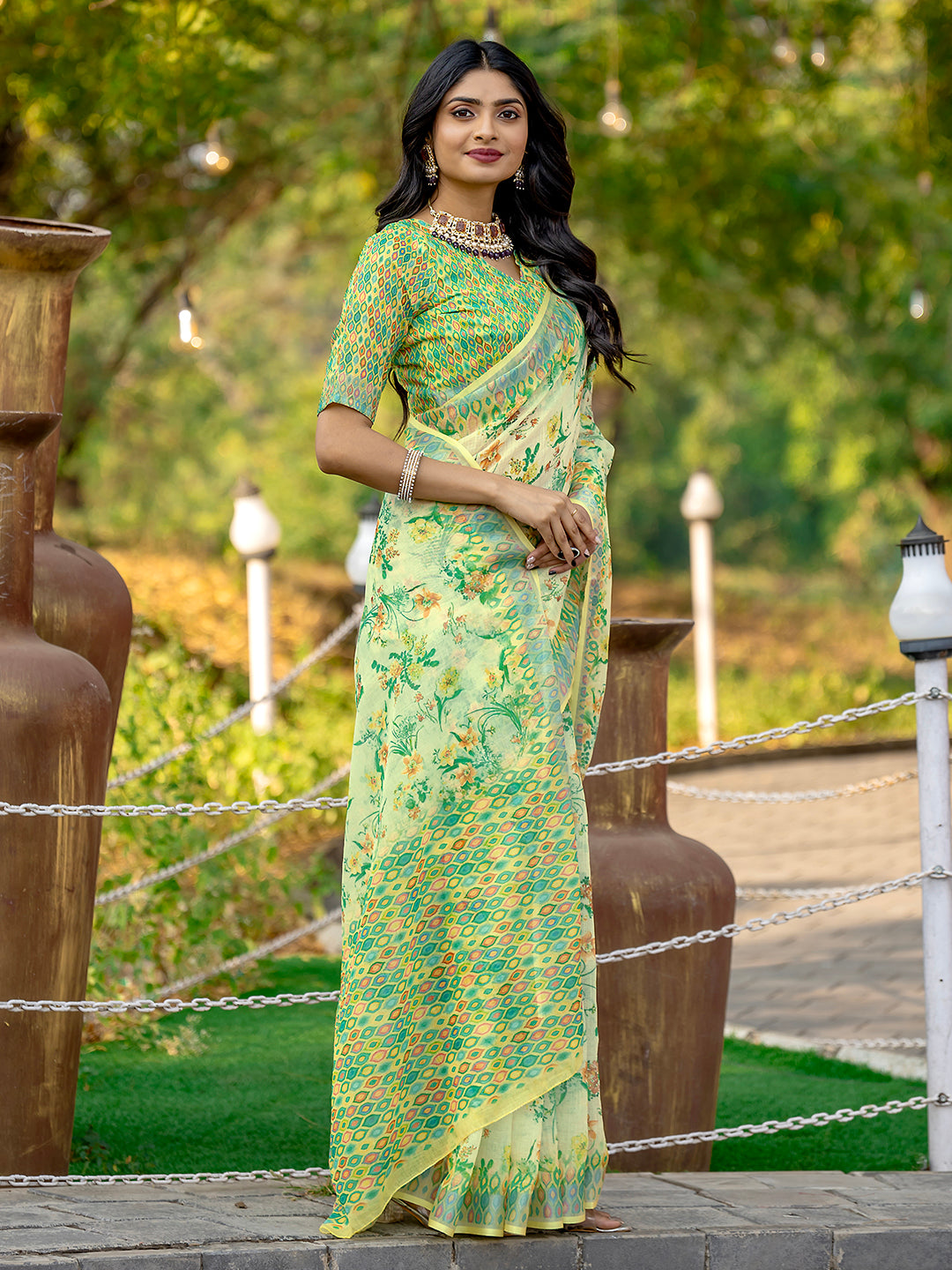 Womens Pure linen printed Saree