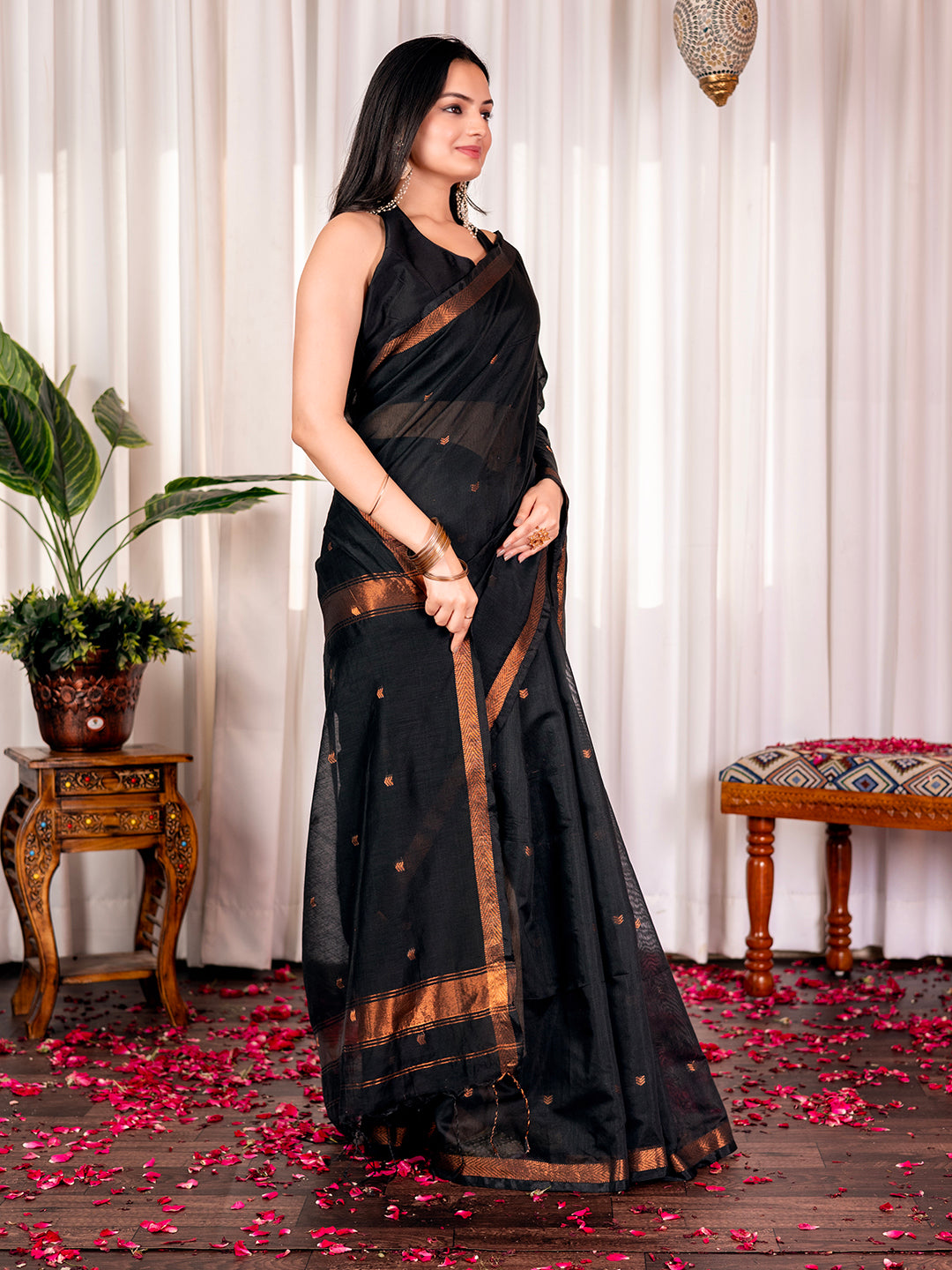 Womens Cotton Silk Zari Butti Handloom Saree