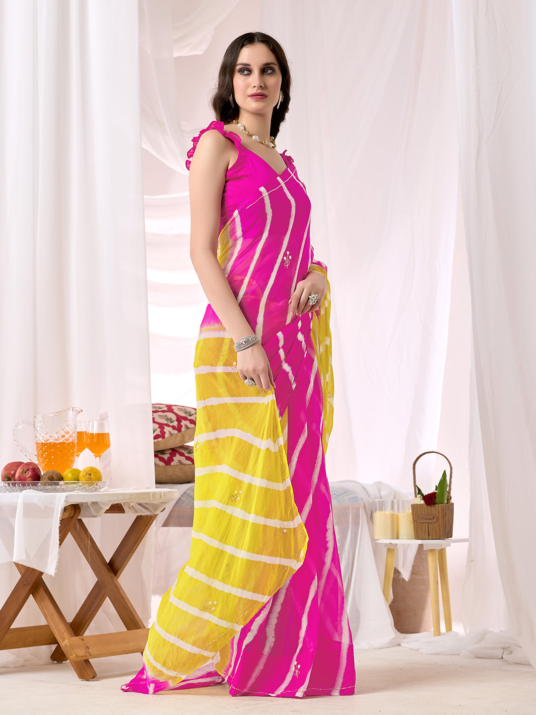 Womens Traditional Leheriya Saree With Handwork Butti