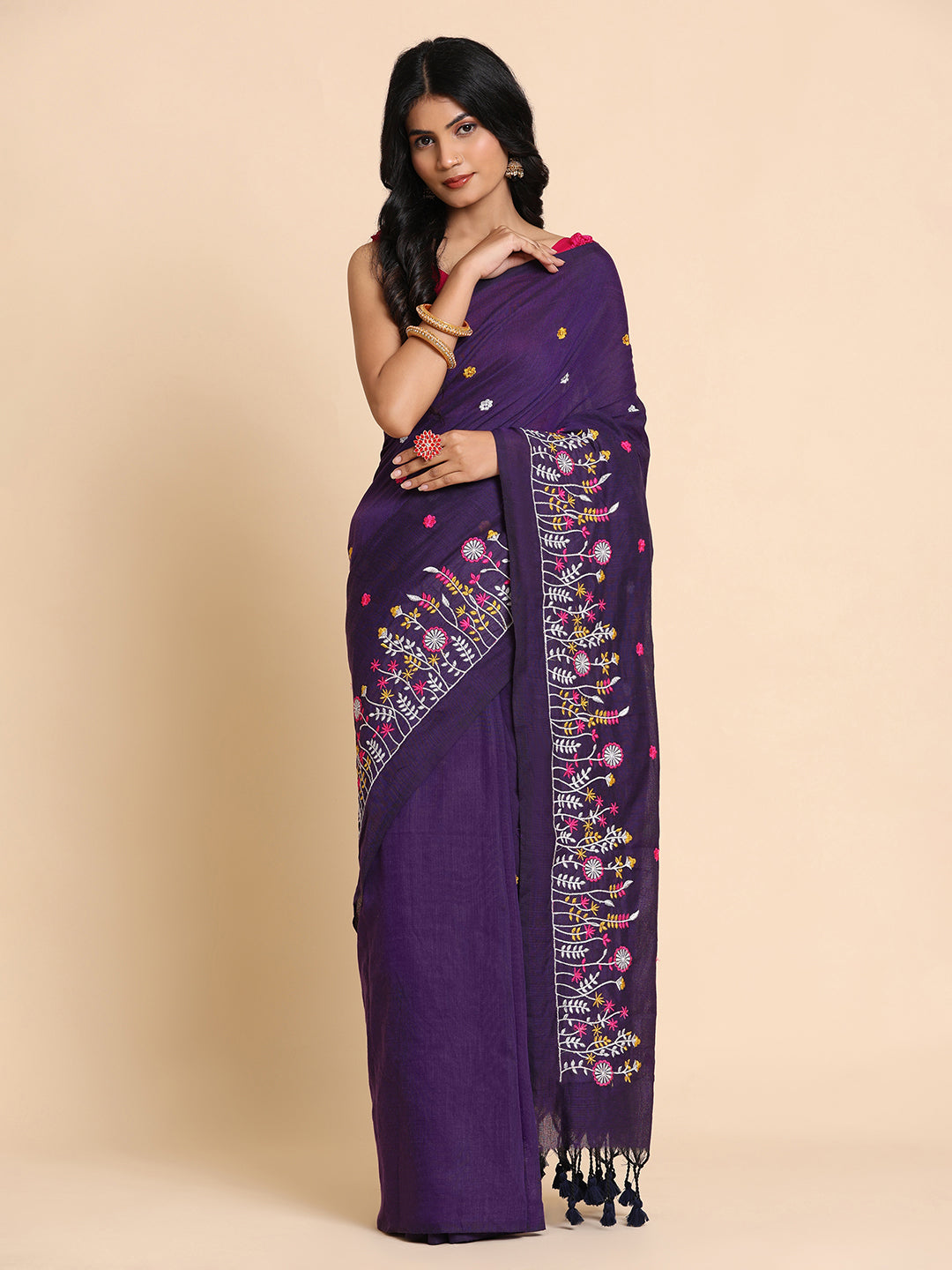 Pure Handloom Cotton Floral Embroidery Saree