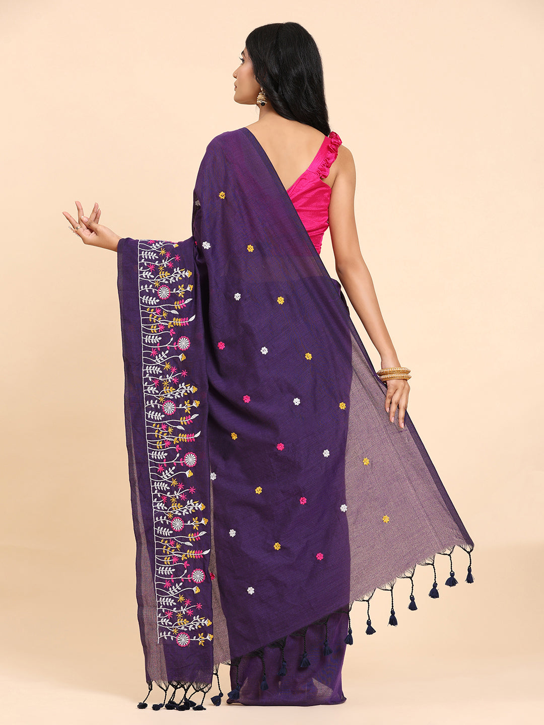 Pure Handloom Cotton Floral Embroidery Saree