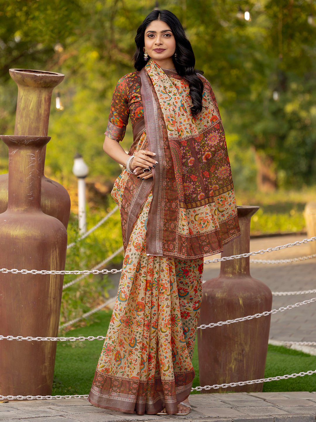 Womens Pure linen printed Saree
