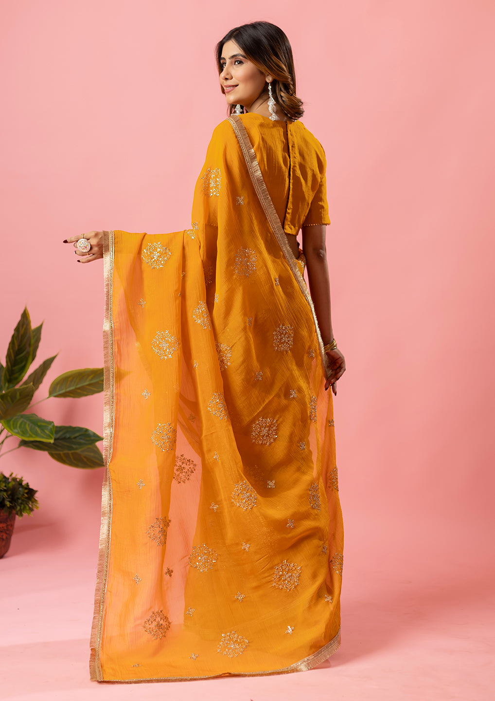 Womens Designer Crunchy Silk Chiffon Embroidery Saree