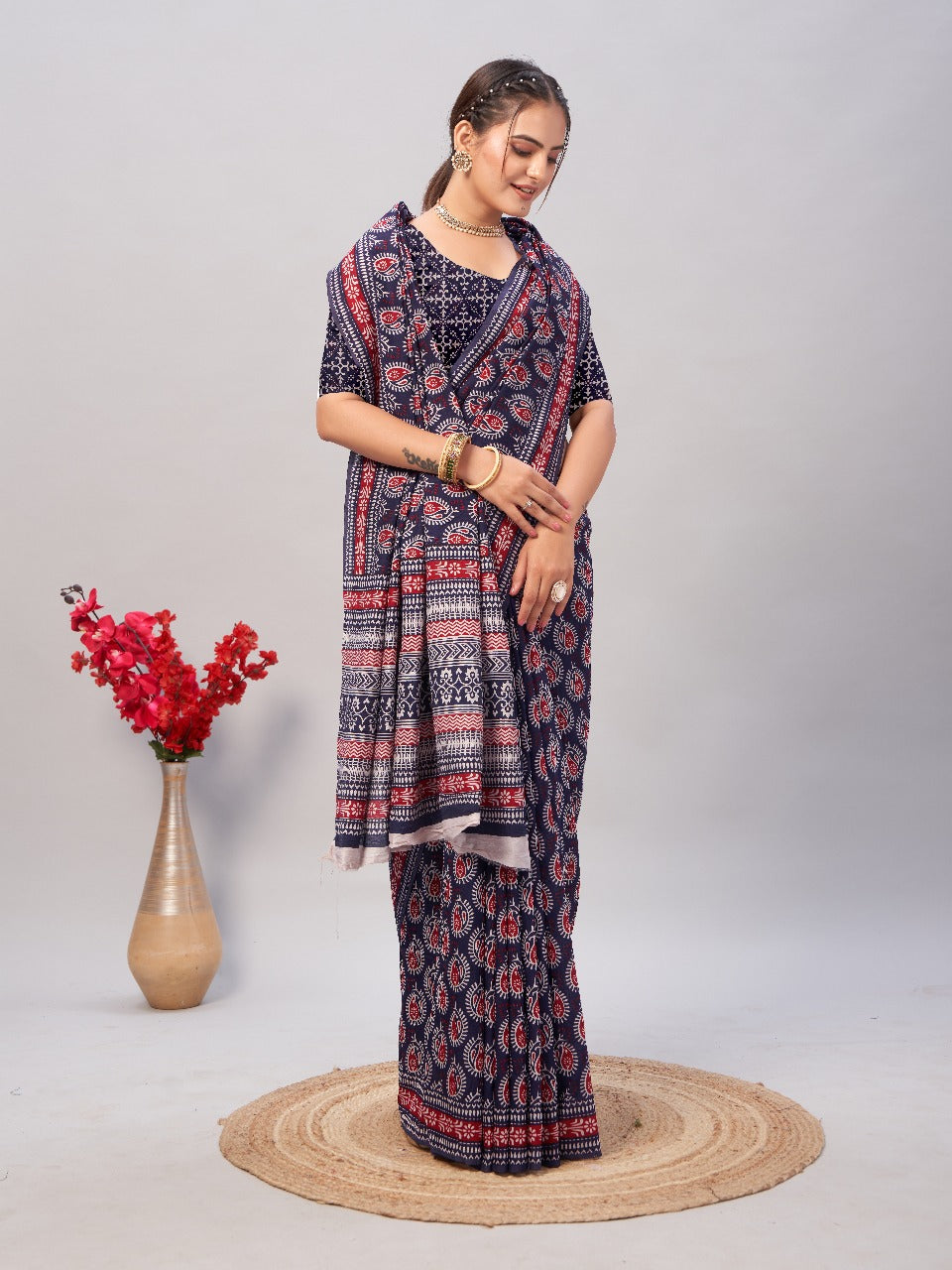 Womens Pure Mul Cotton Ajrakh Print Saree