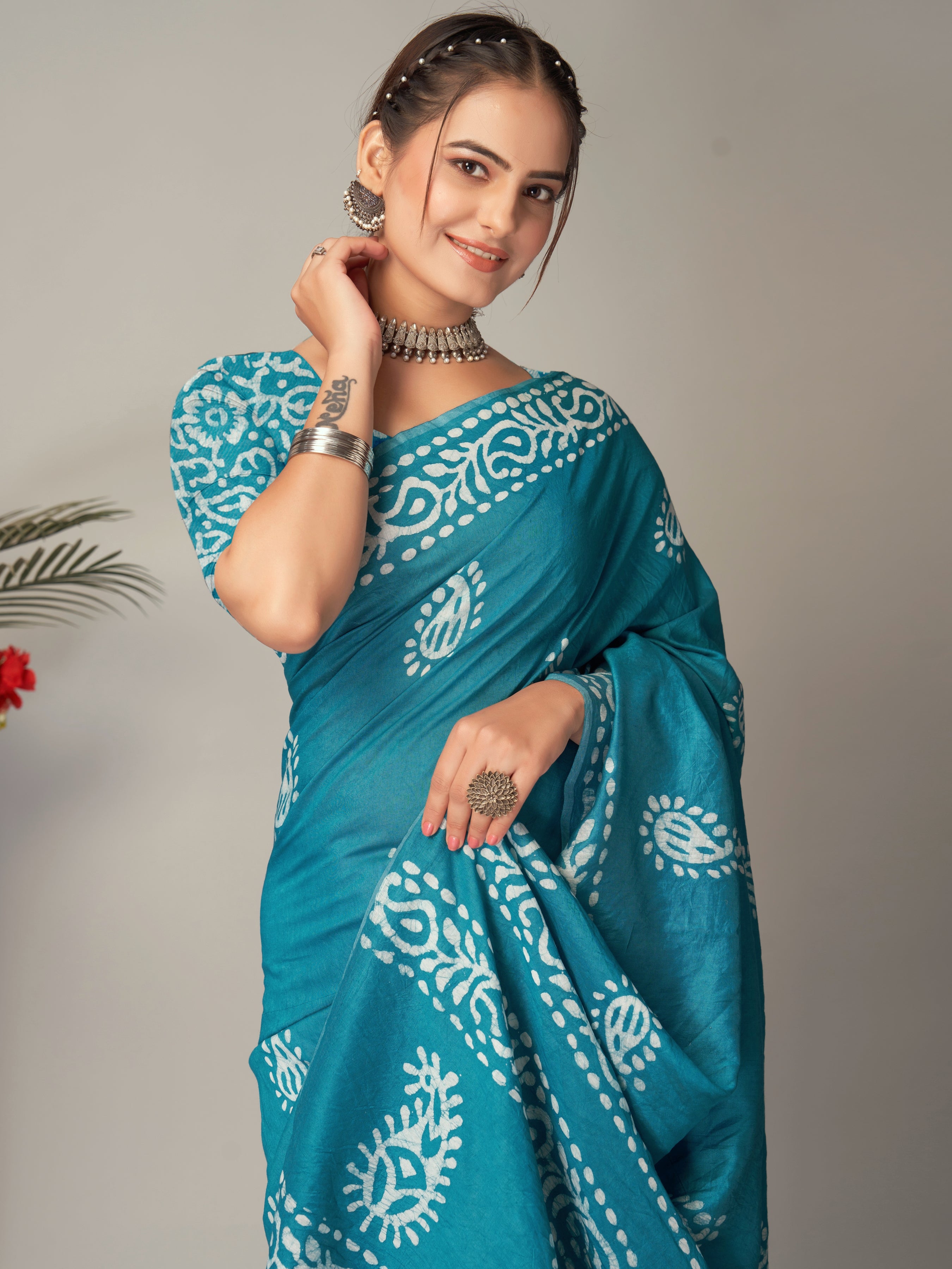 Womens Pure Mul Cotton Batik Print Wine Batik Mango Green Rama Saree
