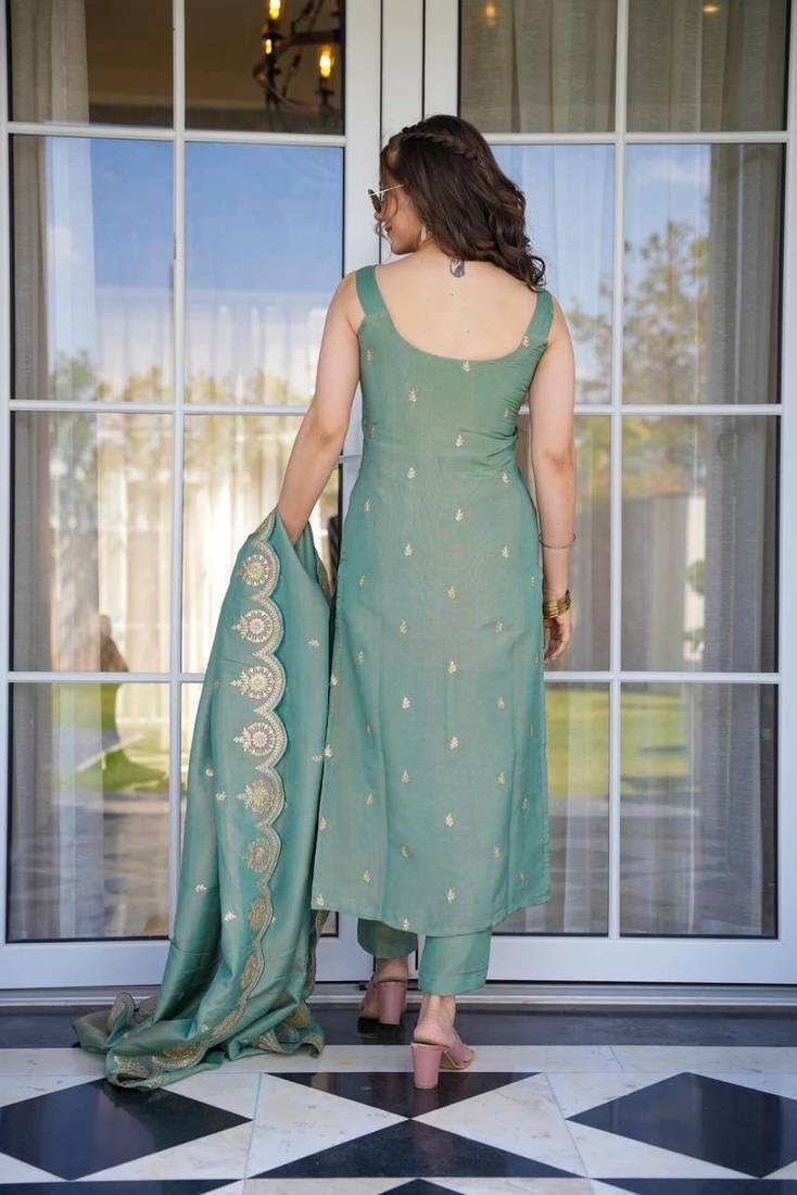 Womens Embroidered Kurti Pant with Dupatta