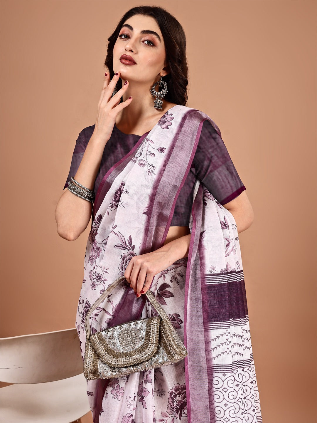 Floral Printed Zari Linen Saree