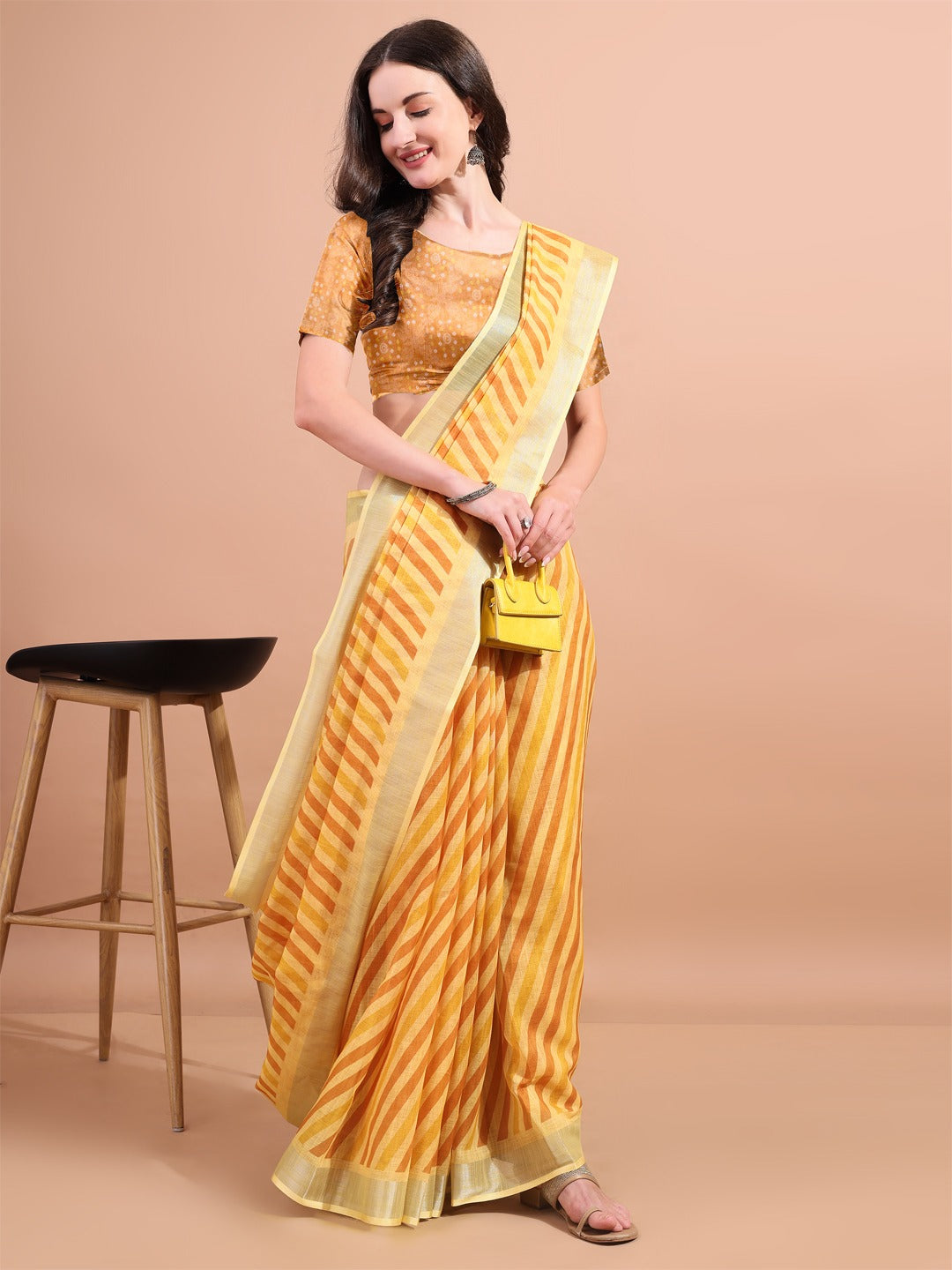 Floral Printed Zari Linen Saree