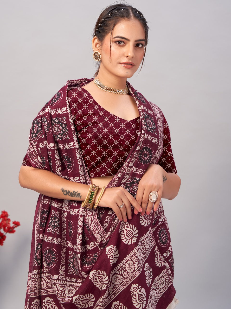 Womens Pure Mul Cotton Ajrakh Print Saree